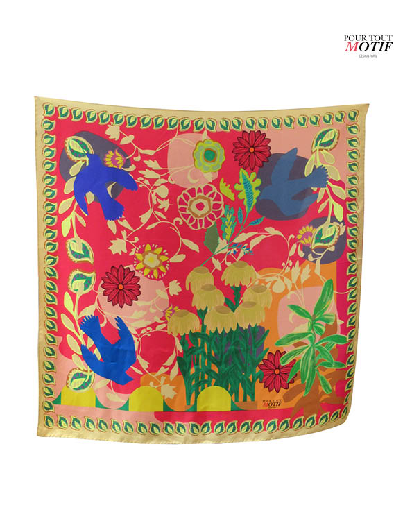 Carré en soie femme 90cm "Les oiseaux" rouge borure dorée