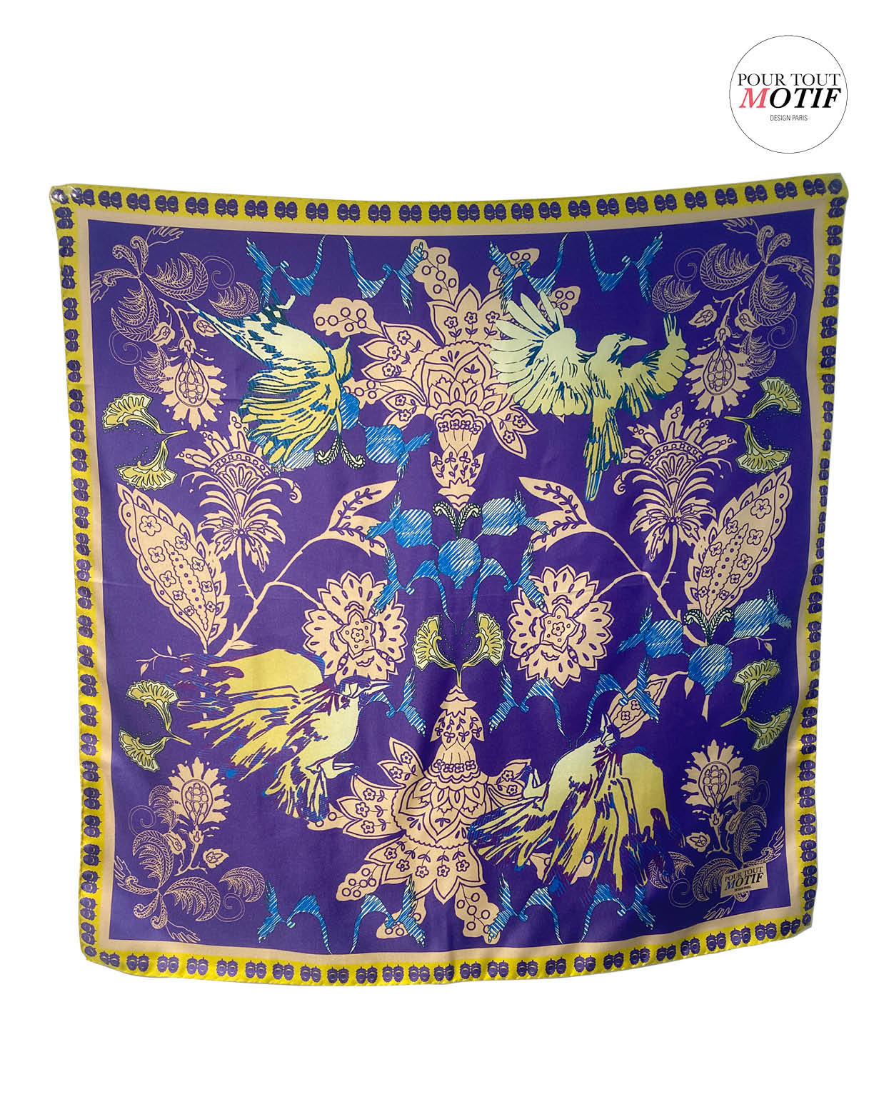 foulard en soie 70cm bleu nuit bordure jaune