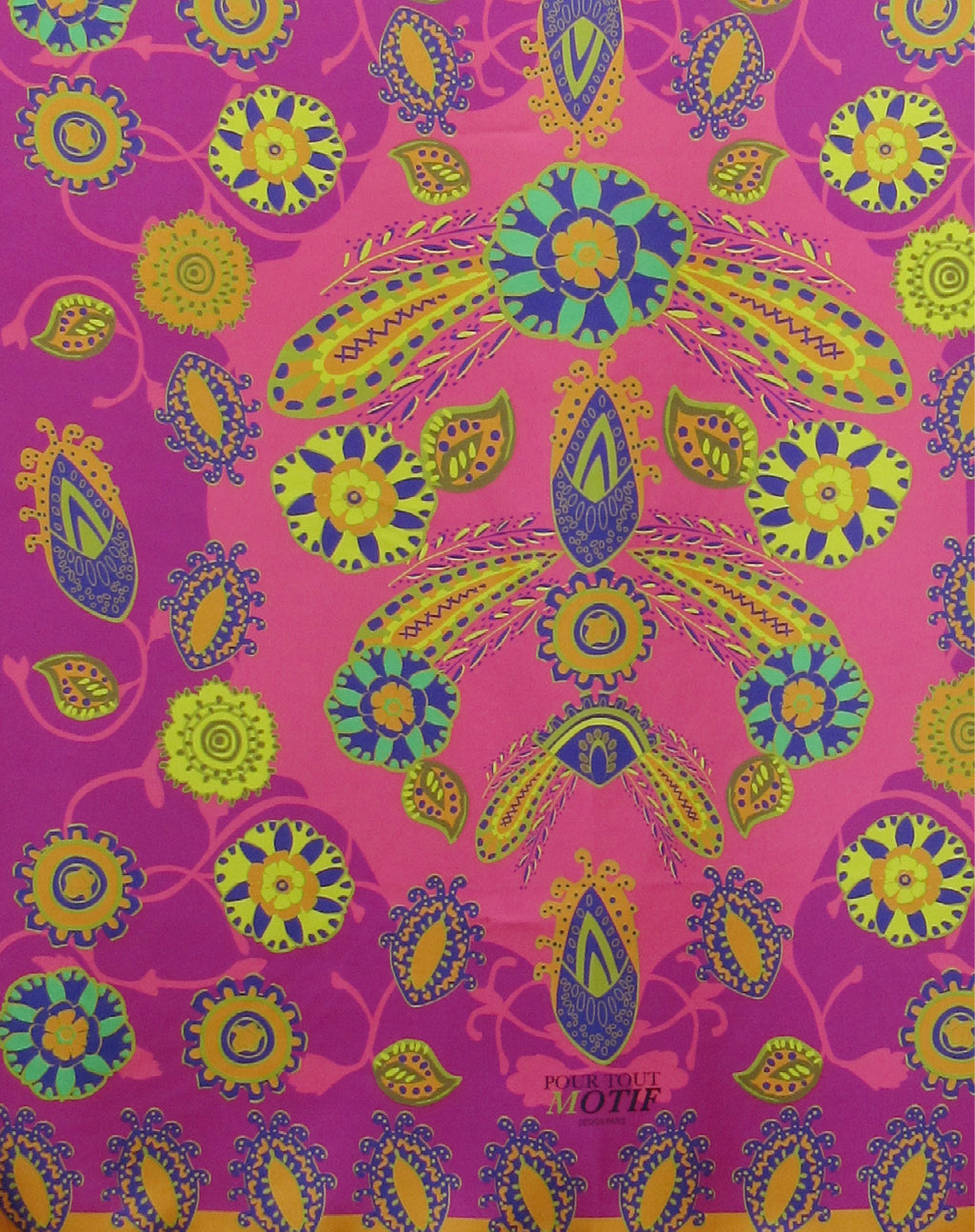 Carré de soie rose indien 90cm
